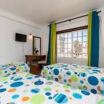 Hotel Azul 2*